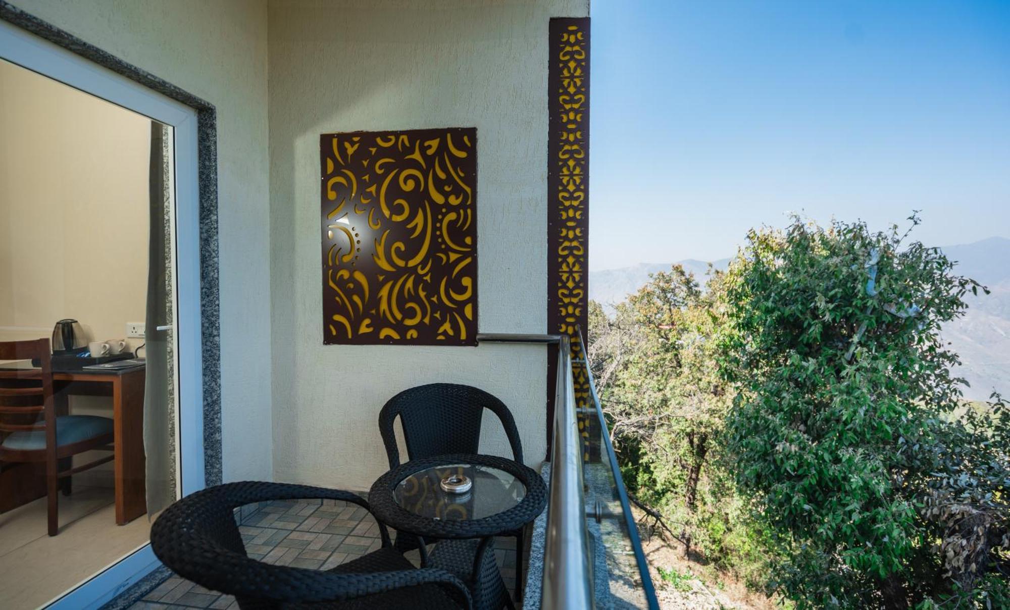 Trideus Mountain Club & Resort, Mussoorie Exterior photo